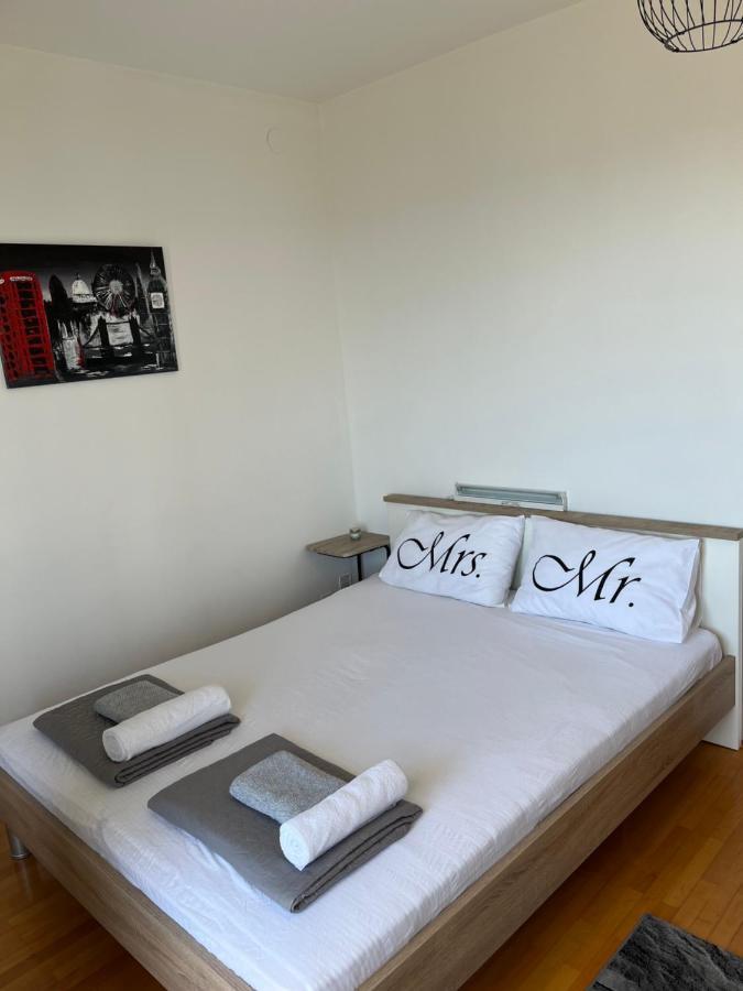 Apartments Cvjetkovic Mlini Eksteriør billede